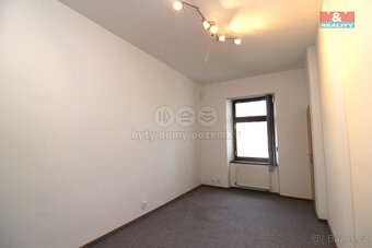 Pronájem bytu 4+1, 140 m², Praha 10, ul. U hráze - 10