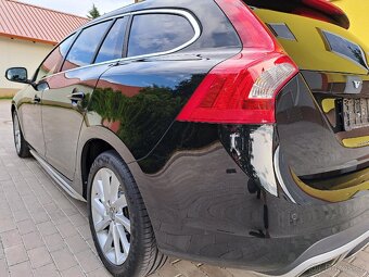 VOLVO V60 2.0D4,133kW, NAVI,PDC,LED,XENON, 145 785km - 10