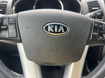 Kia Sorento 2.2 crdi manuál 119 tis km - 10