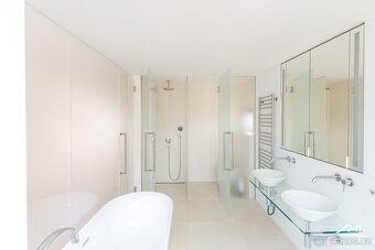 Prodej luxusního bytu 4+kk Praha Smíchov - 10