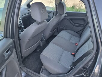 Ford Focus II 1.6 benzin, 74 kW, 2006, platná STK - 10