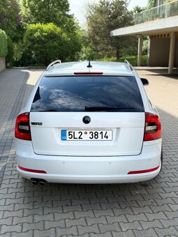 Prodám Škoda Octavia 2RS Facelift DSG - 10
