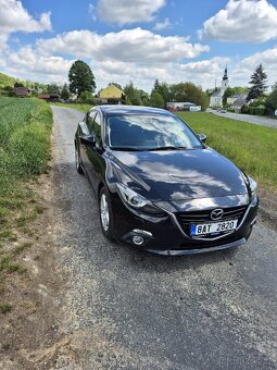 Mazda 3 - 10