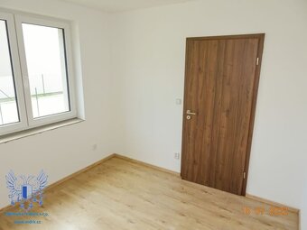 Prodej nového řadového RD na Mělníku - 10