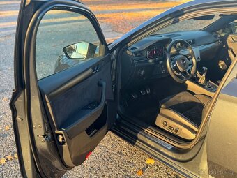 Škoda Superb SportLine 2020 • 2.0 TDI 110 kW • Manuál - 10