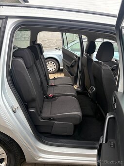 VW TOURAN 2.0TDI R.2023 134000KM 2x kola TOP STAV - 10