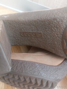 Dámské kožené boty Ecco - vel. 39 - stélka 24 cm - 10