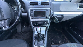 Vůz na díly Škoda Octavia 2 FL kombi 2010 BLS KXV LF7W - 10
