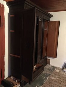 Starožitá skříň/knihovna - 10