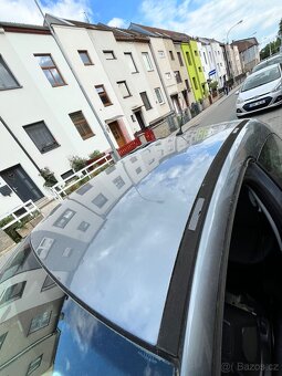 Peugeot 207 1,4 - 10