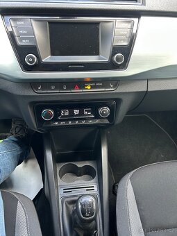 ŠKODA FABIA 3 1.2 TSI 66KW R.8/2015 63105km 1.maj,TEMPOMAT - 10