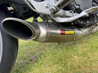 YAMAHA MT 09 2/2016 KOUPENA NOVÁ V ČR PO SERVISE - 10