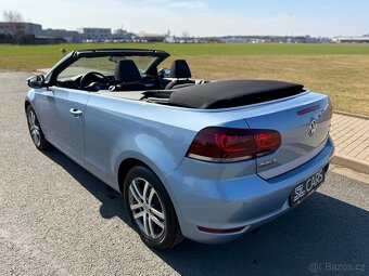 VW GOLF VI 1.2 TSI KABRIO //2012 1.MAJITEL SERVISKA TOP STAV - 10