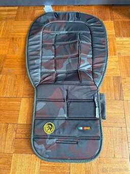 Kočárek Bugaboo limitovaná edice značky Diesel - 10