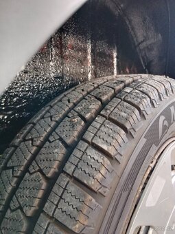 Ford Transit Tourneo L2H1 rok 2009 - 10