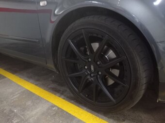 Stredové krytky - pukličky kolies AUDI. - 10