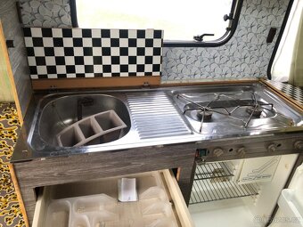 Karavan Kip 330 - 10