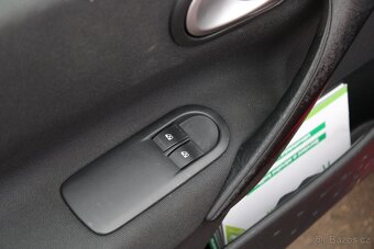 Renault Mégane 1,4i 72KW, 2.maj, ČR, klima, r.v. 2009 - 10