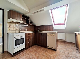 Podkrovní byt 3+1, 160m2, ul. Daliborova, Ostrava - Mar. Hor - 10