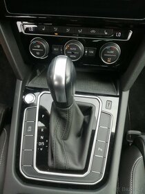 Volkswagen Passat 2,0 TSI DSG - 10