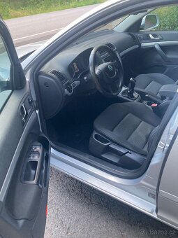 Prodám vůz Škoda Octavia II Combi 2.0TDI 103kw r.2011 - 10