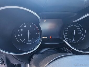 ALFA ROMEO STELVIO VELOCE 2.0 benzín (280 koní) - 10