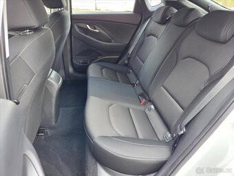 Hyundai i30 1.0T-GDi Trikolor Fastback - 10