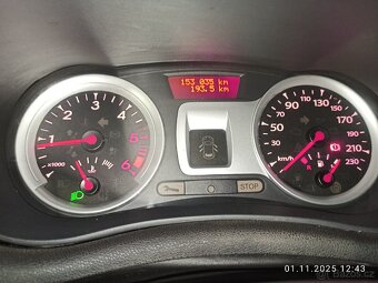 Renault Clio lll - 10