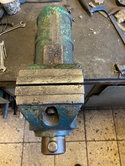 OHÝBAČKA PLECHU , TABULOVÉ NŮŽKY , STÁČEČKA - 10