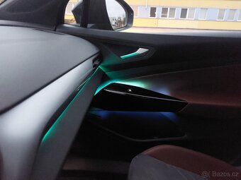 VOLKSWAGEN ID.4 150 kW Pro Performance 1ST | Tažné | ID.4 - 10