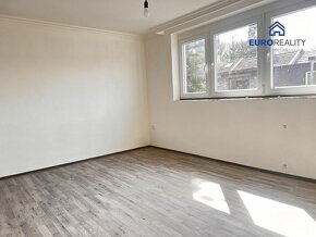 Prodej, rodinný dům 200 m2, pozemek 253 m2, Praha 9 - Prosek - 10