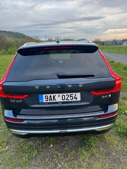 Volvo XC60, 4x4,B4, Plus, kůže, záruka, 2,0 145kW - 10