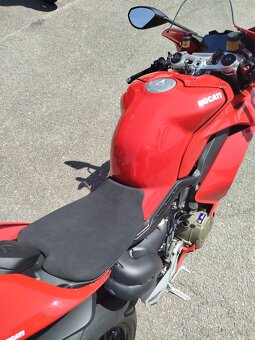 Ducati Panigale V4, POUZE 1 121 KM, NOVÁ V ČR, STAV NOVÉ - 10