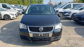 Volkswagen Touran II 2.0 Tdi 103 KW BUFÍK STŘ. OKNO r.2008 - 10