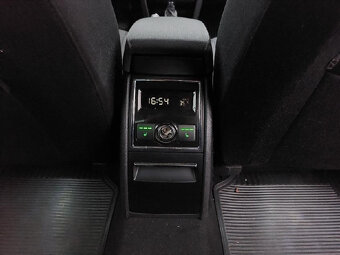 ŠKODA SUPERB II 2.0 TDI CR 125kW 4x4 ELEGANCE - 10