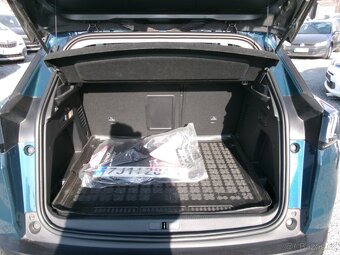PEUGEOT 3008 1,2 PureTech AUTOMAT 1.MAJITEL 27000km - 10