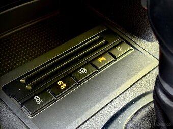 Volkswagen Touran Highline DSG - 10
