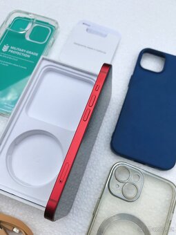 Prodám: KRÁSNÝ 🍏 Apple Iphone 13 128GB RED s příslušenstvím - 10