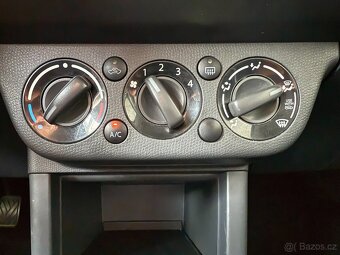 Suzuki Swift 1.3 66 kW 4x4 - 10