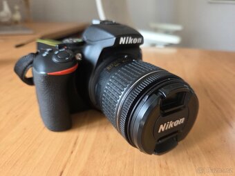 Nikon D5600 a objektiv 18-55 AF-P VR - JAKO NOVÉ - 10