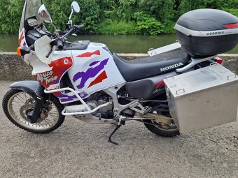 Honda africa twin 750 XRV - 10