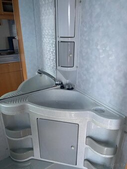 Karavan Adria Unica r.2002 Palandy - 10