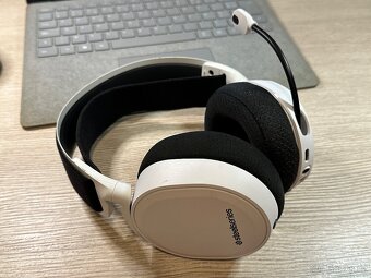 SteelSeries Arctis 7+ Wireless - 10