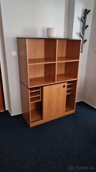 KANCELÁŘSKÝ NÁBYTEK - 10