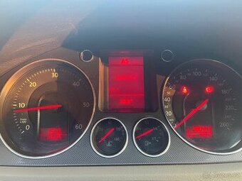 Volkswagen Passat B6 2.0. TDI - 10