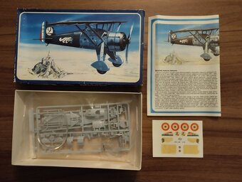 Modely letadel, plastové stavebnice. - 10