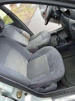 Renault Megané 1.6 16v Grandtour - 10