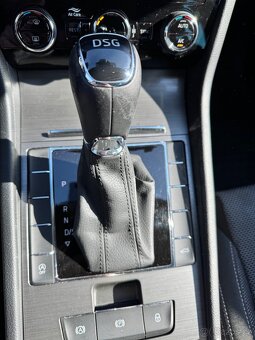 Škoda Superb 3 2.0 TDI 110kW DSG Navi Virtual ACC Matrix DAB - 10