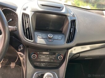 Ford Kuga 1.5, benzín, VADA MOTORU - 10