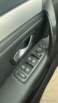 Renault Laguna 2.0 Diesel 96kw Kombi Klima Model 2009 - 10